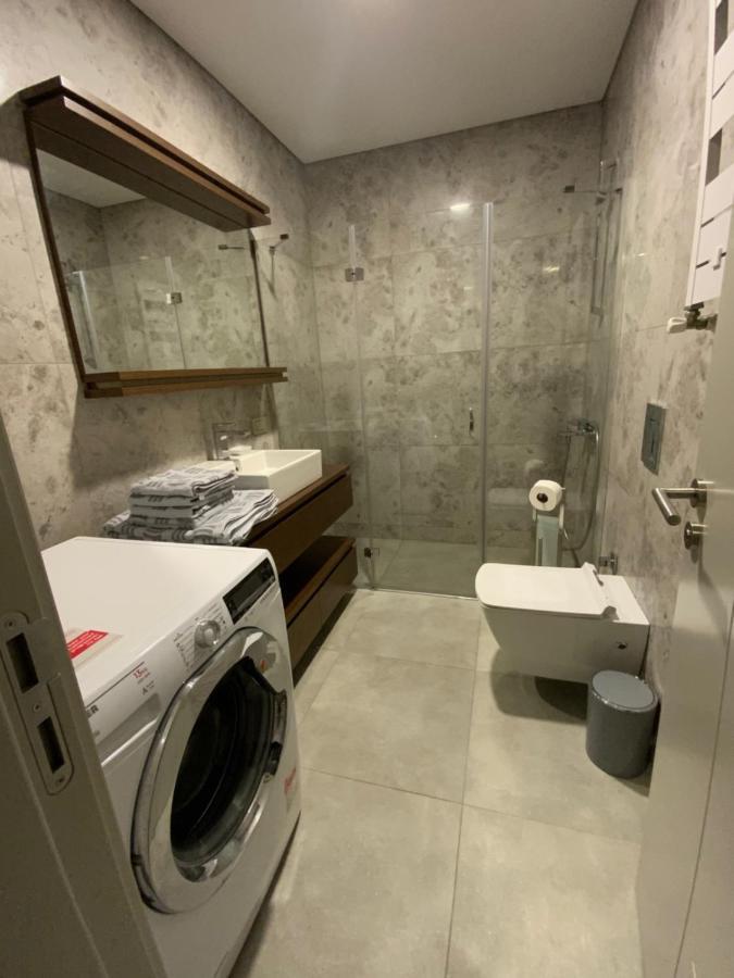Residence Retro9 B-Blok Atakoey Apart 2 Rooms Wifi Pool Istanbul Exterior photo